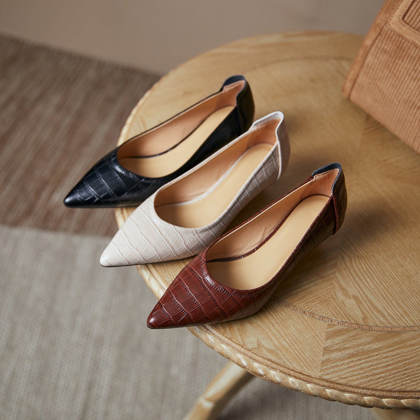 Nine Seven Women's Handmade Genuine Leather Pointed Toe Low Kitten Heel Slip On V-Shaped Retro Pump Shoes