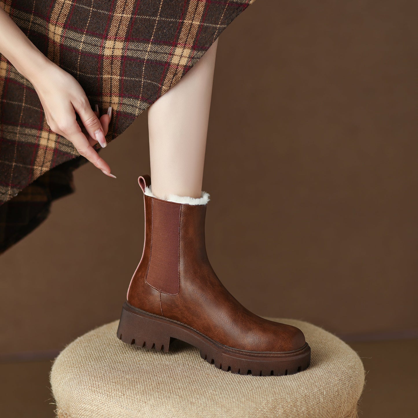 Nine Seven Handmade Women's Genuine Leather Pull On Round Toe Low Block Heel Platform Boots