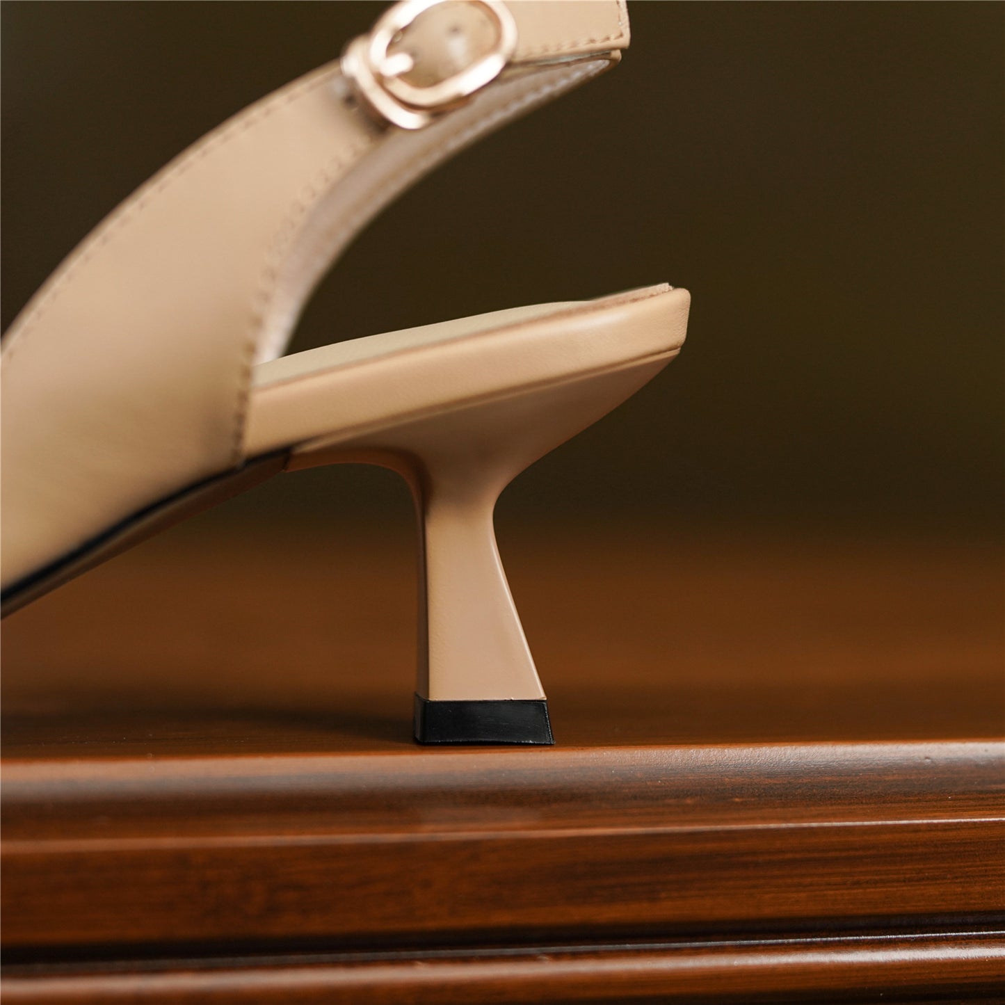 Nine Seven Genuine Leather Handmade Women's Pointed Toe Slingback Low Heel Buckle Sandal Pumps