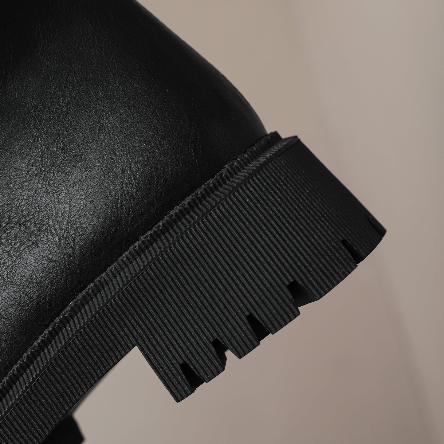 Nine Seven Handmade Women's Genuine Leather Furry Pull On Round Toe Low Block Heel Platform Ankle Boots