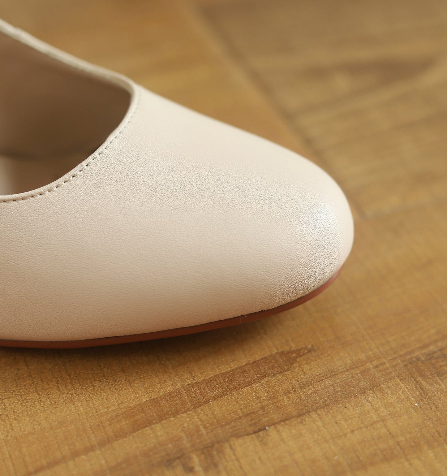 Nine Seven Handmade Women's Elegant Genuine Leather Décor Flower Ankle Strap Round Toe High Block Heel Pumps Shoes